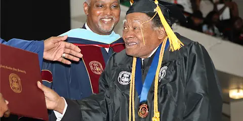 79-Year-Old Vietnam Veteran Earns Degree, Inspires Everyone